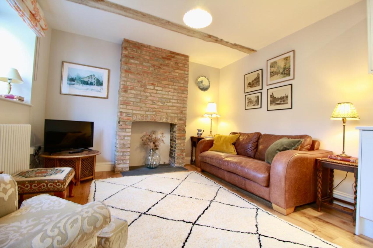 14Th Century Rose Cottage, Centre Of Alfriston By Air Premier Extérieur photo